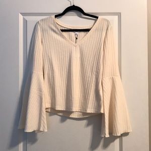 NWT Jack by B.B. Dakota belle sleeve top!